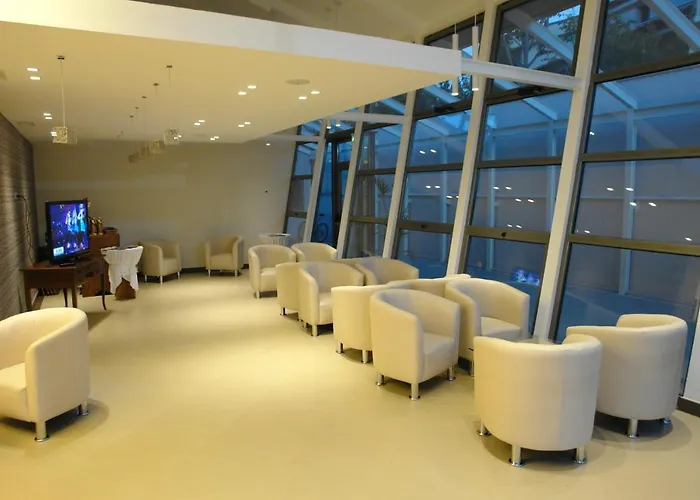 Hotel Corona Отель Сан-Джованни-Ротондо