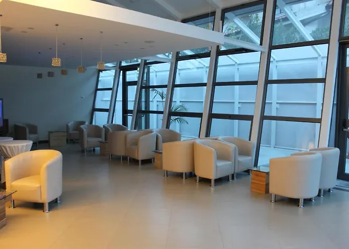 Hotel Corona 3* Сан-Джованни-Ротондо