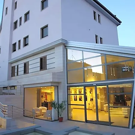Hotel Hotel Corona 3*