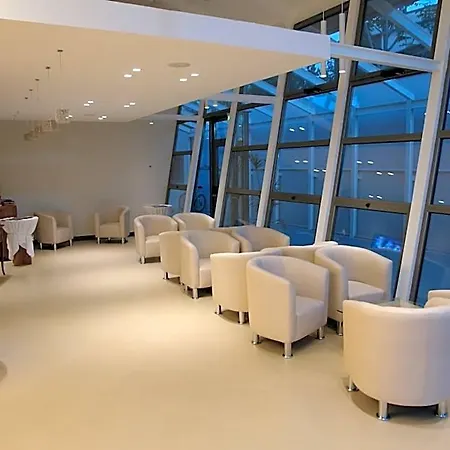 Hotel Corona 3*