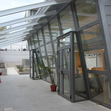 Hotel Corona 3*