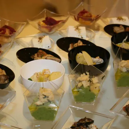 Hotel Corona 酒店 3*