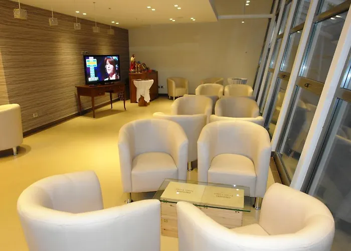 Отель Hotel Corona 3*