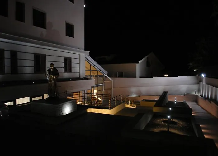 Hotel Hotel Corona 3*