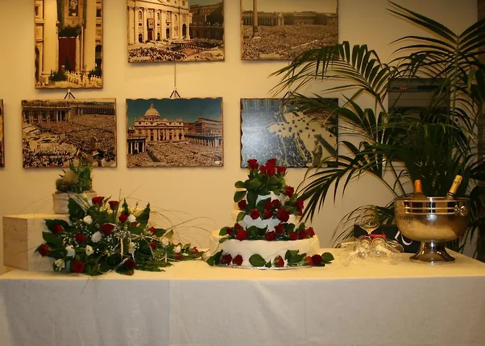 Отель Hotel Corona 3*